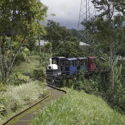 Wahana Kereta Api