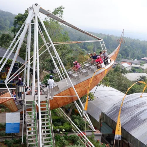 Perahu Ayun/Kora Kora